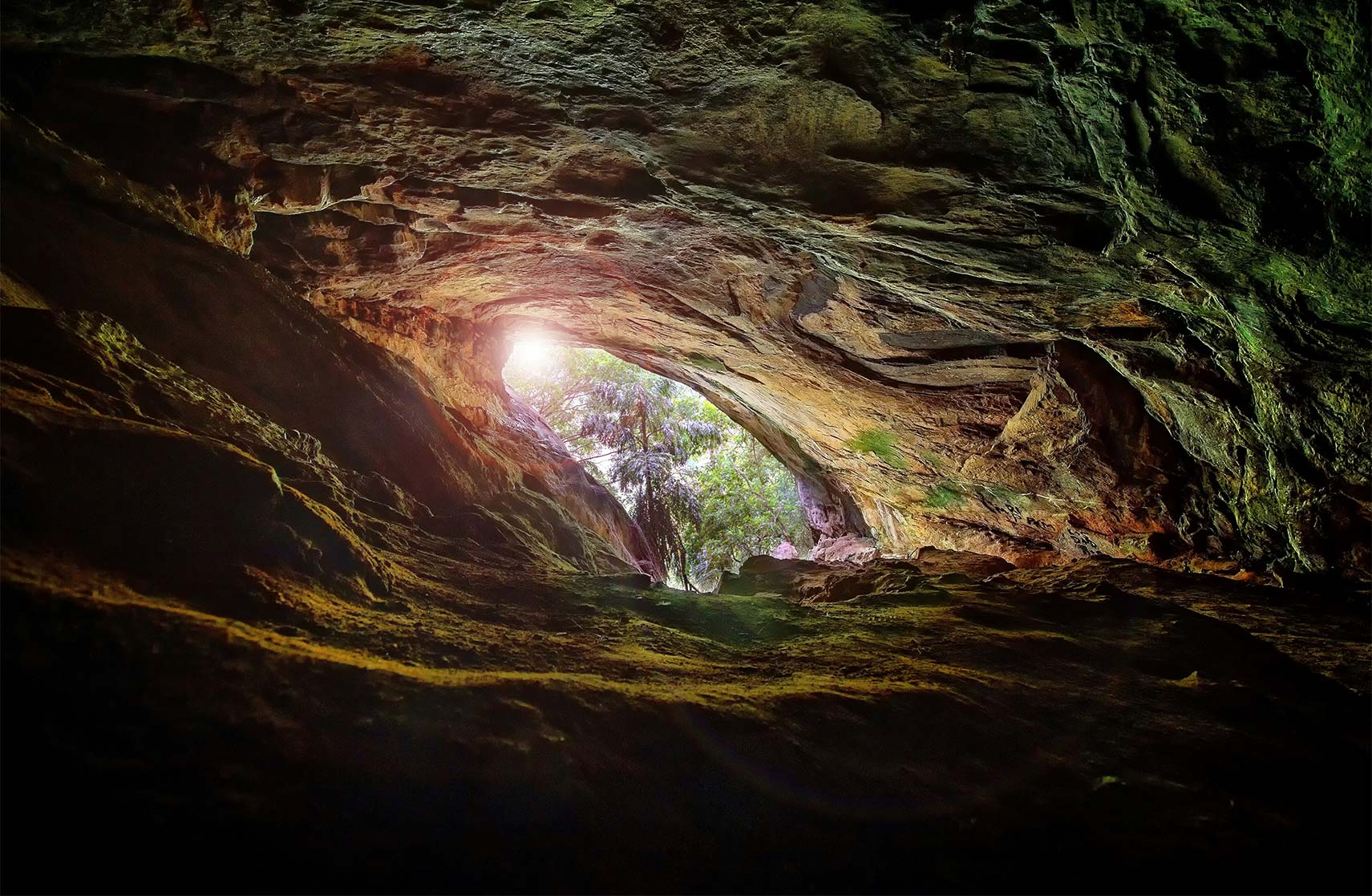 Ceylon Hush - Ravana's Cave in Ella